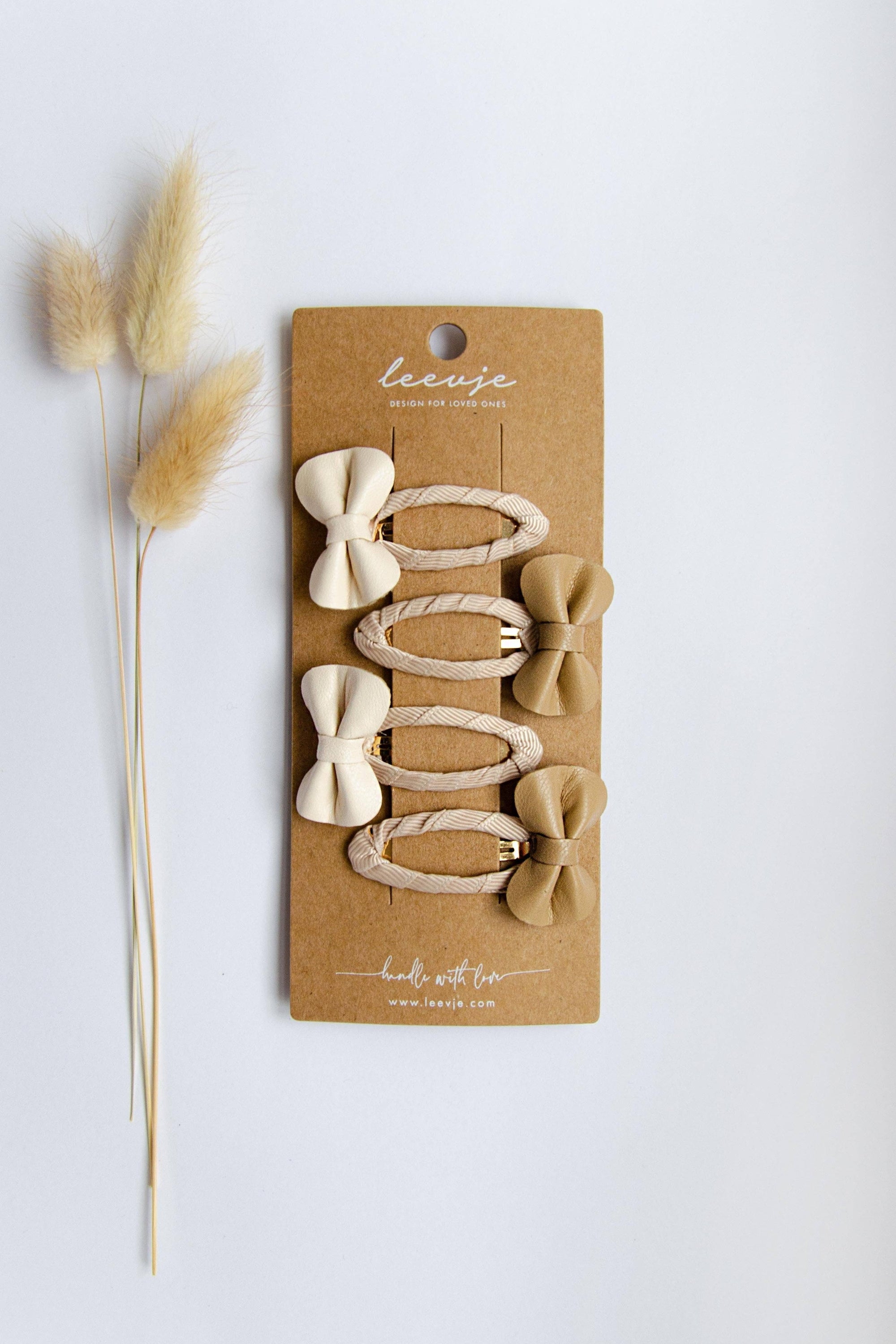 Haarspangen 'Vegan Leather Bows' Leevje      NATURKINDCHEN