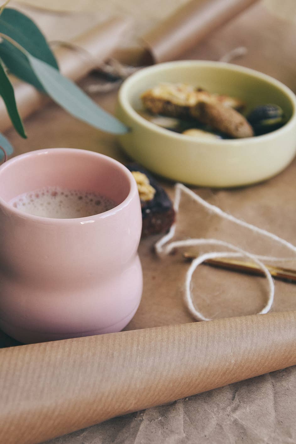 Kindergeschirr • Becher: Kornblume Zaunkönig      NATURKINDCHEN