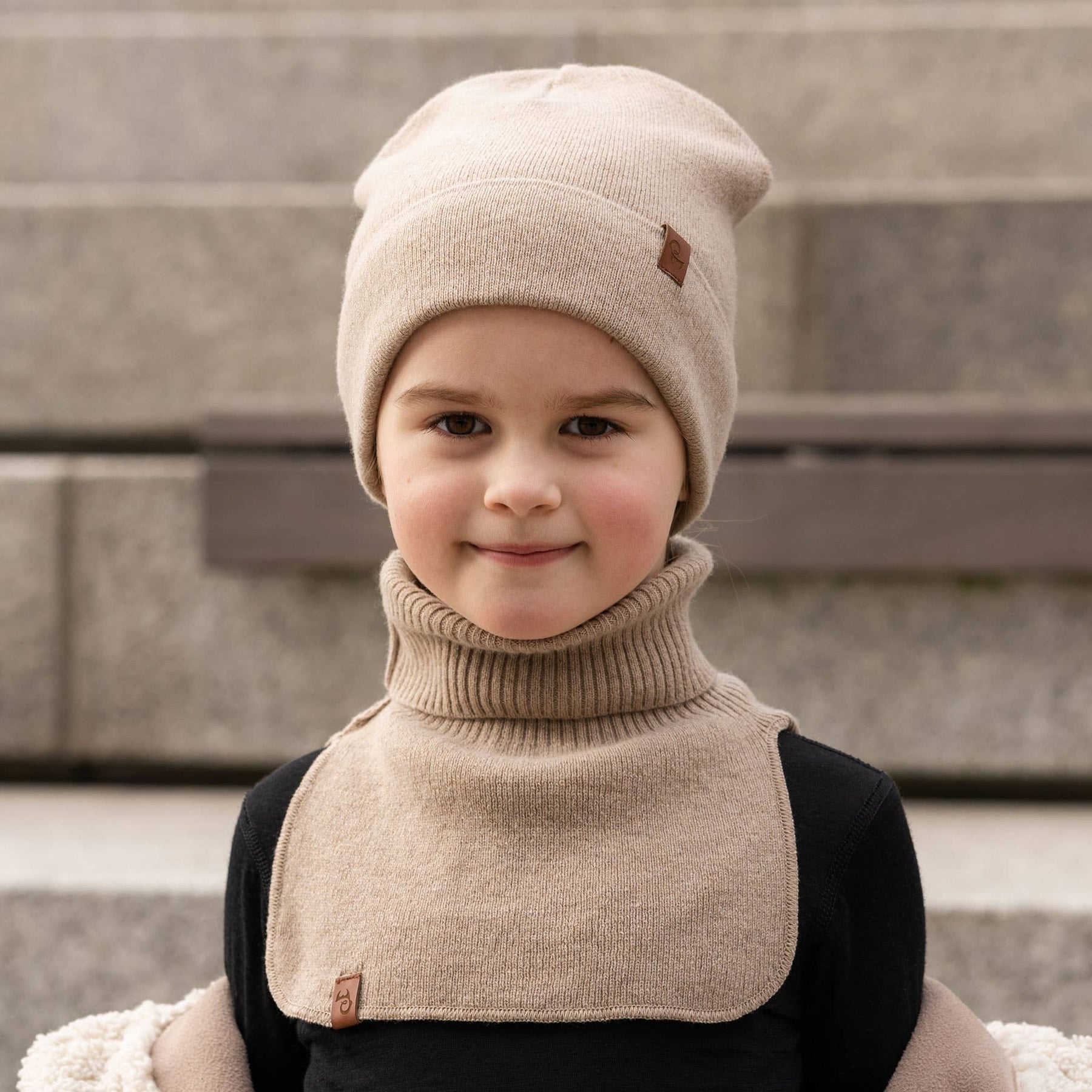 Dickie Halswärmer für Kinder aus Merino und Cashmere: Cremiges Beige / 3-10 Jahre menique      NATURKINDCHEN