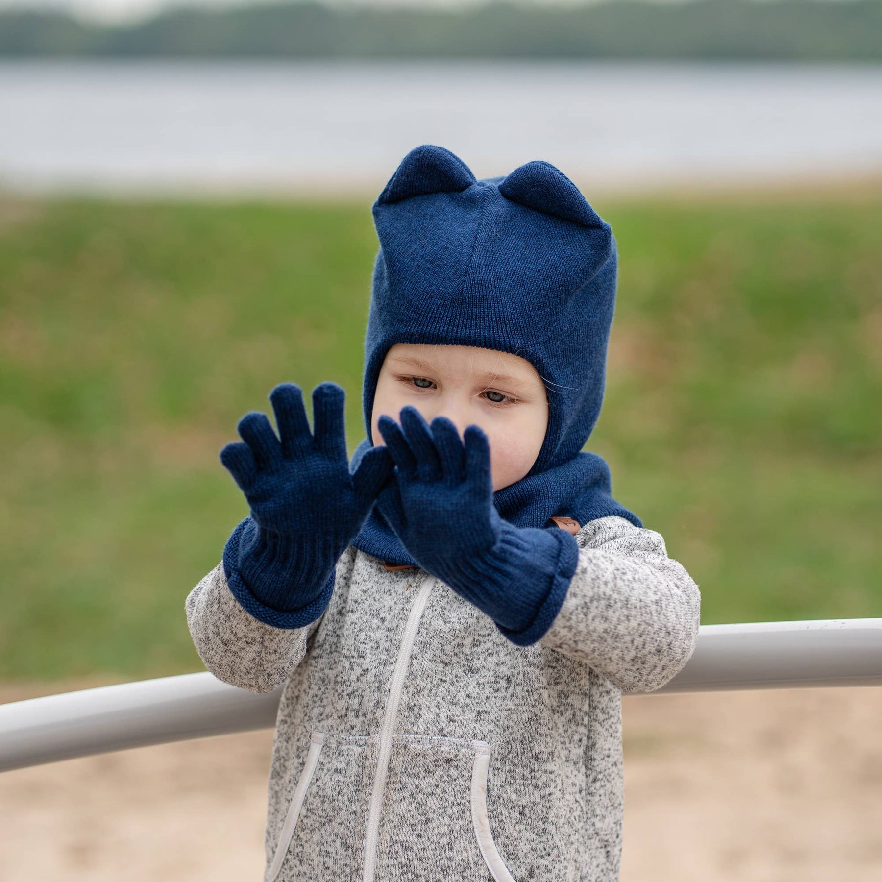 Strickhandschuhe aus Merinowolle für Kinder: Dunkelgrau / 3-6 JAHRE menique      NATURKINDCHEN